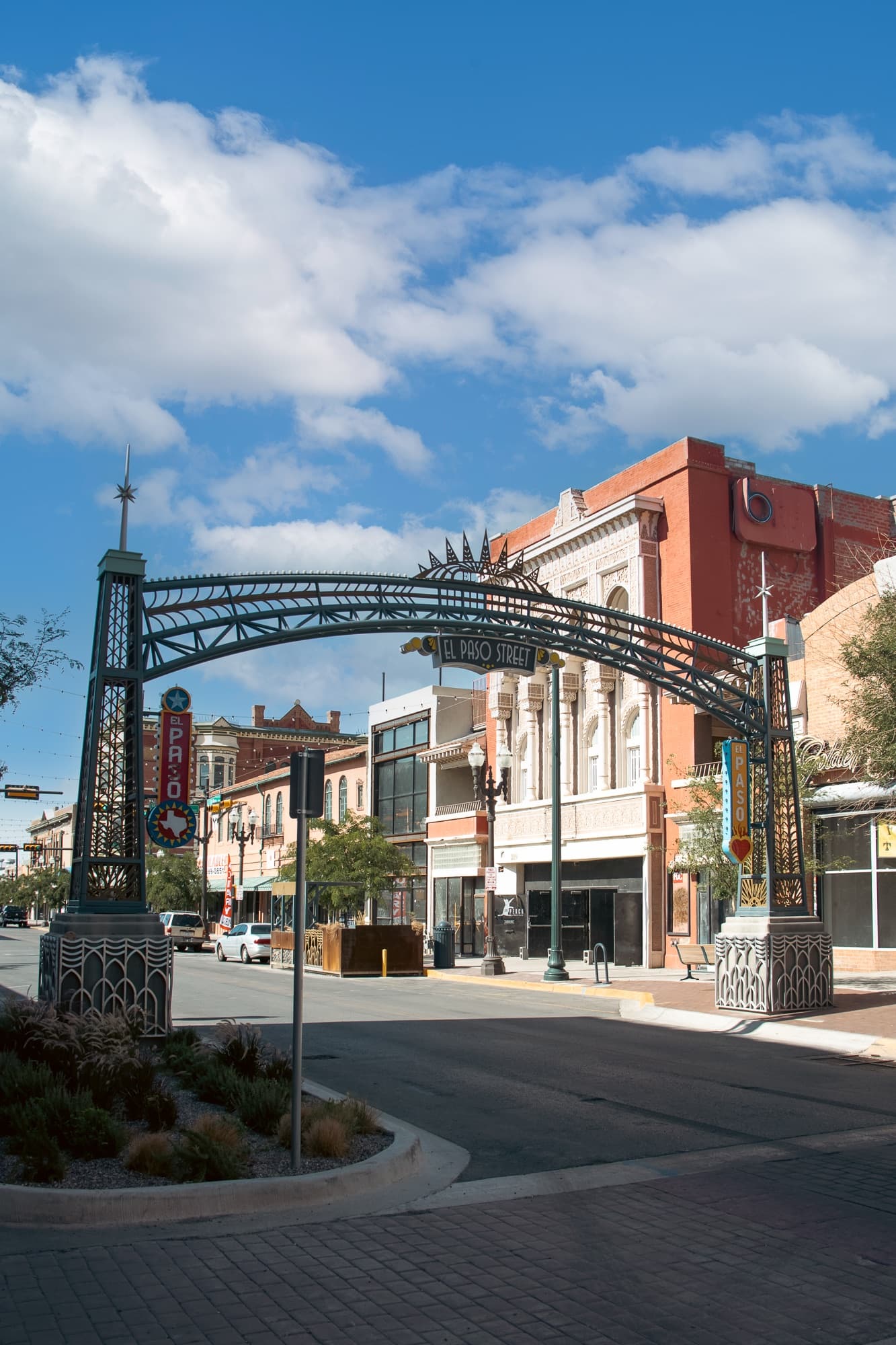 Oficina de Deep Advisory Group en El Paso, S. El Paso Street, centro de El Paso