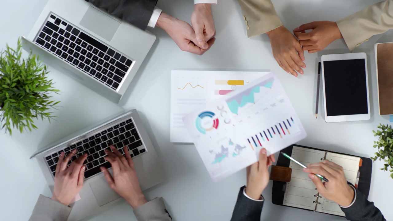 Offshore Life Insurance Loans as Capital for an E-2 Visa Investment: Structuring, Legality, and Tax Advantages